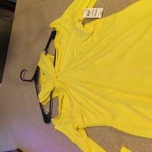 Pretty yellow blouse, off shoulder, long sleeve xl